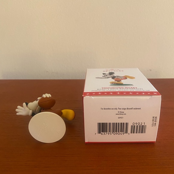 Hallmark Mickey's Movie Mouseterpieces #5 Ornament - Picture 6 of 6